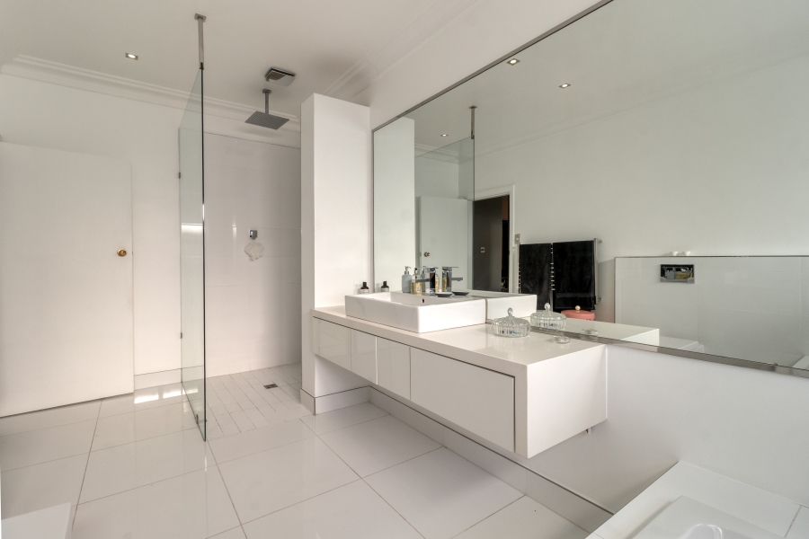 4 Bedroom Property for Sale in Briza Western Cape